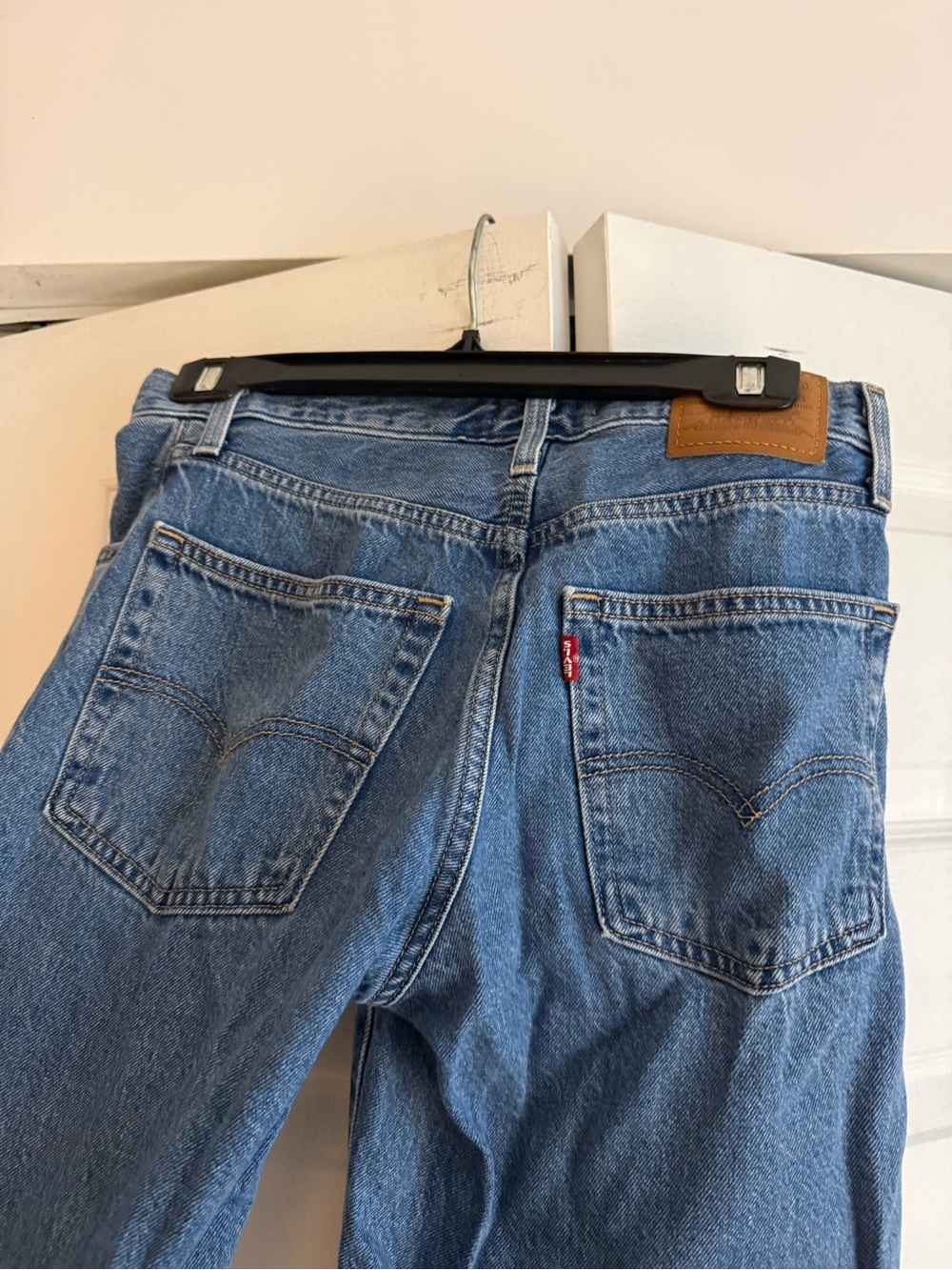 Levi's Baggy Dad Jean in shade Hold My Purse - Picture 3 of 5